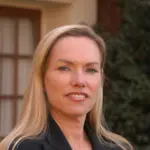 Shelly Holcomb Lowe - Optometrist in South Pasadena, CA