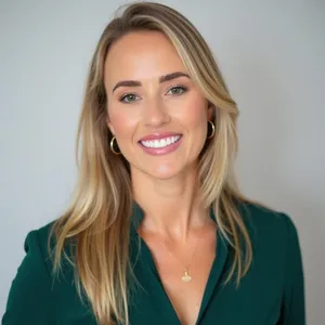Madelyn Hurst - Sales Associate in Tequesta, FL