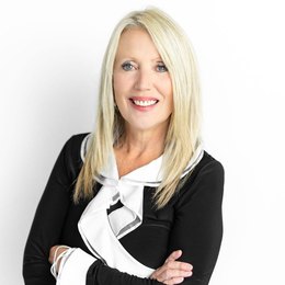 Gwen Johnson - Agent in Coralville, IA