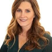 Angela Voelz - Agent in Lakeville, MN