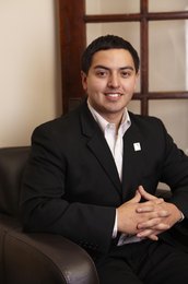 Robert Reyes - Agent in Berwyn, IL