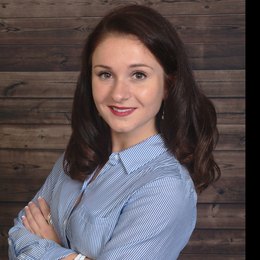 Abbey Kanaris - Agent in FL