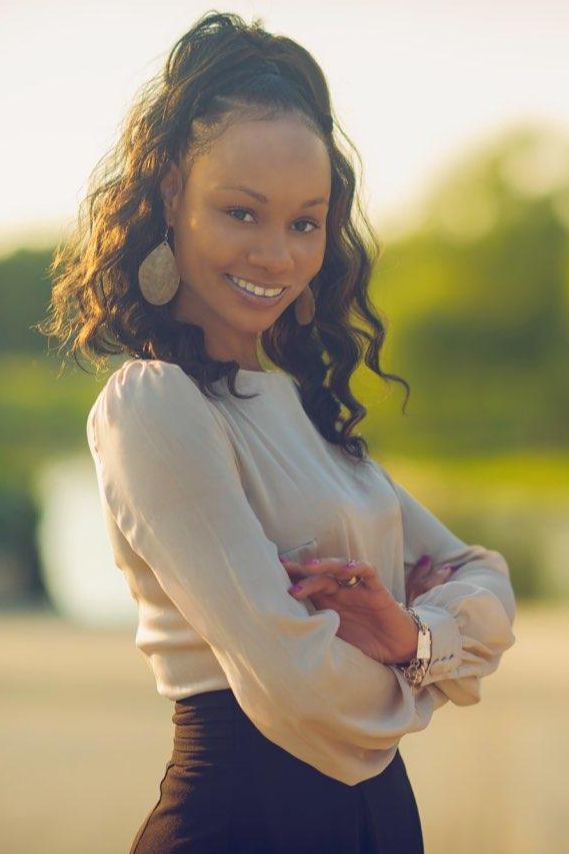 Tatiana Agee - Sales Associate