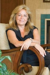 Suzan Cromwell in Sarasota, FL