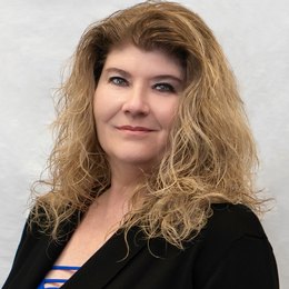 Tina Crook - Agent in Wittmann, AZ