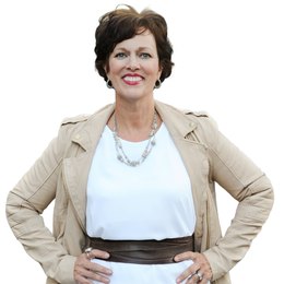 Stacy Butchart - Broker