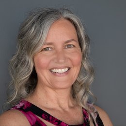 Colleen Resendiz - Broker/Owner in Hales Corners, WI