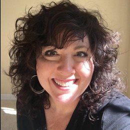 Dawn Newton - Broker/Owner in Bend, OR