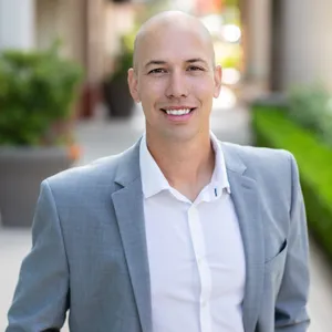 Chris Hosea - Realtor in CA