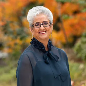 Joujou Chawla - Broker Associate  in CA