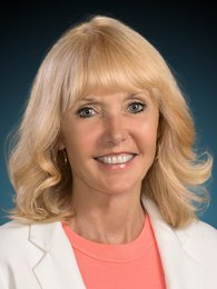 Becky Breeze - Principal Broker in Bend, OR
