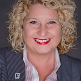 Cinderella Natascha Von Hach in New Braunfels, TX