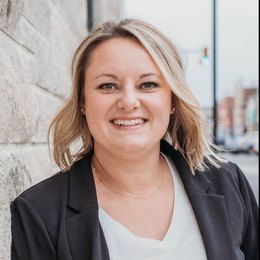 Brandi Woods - Broker/Owner in Bedford, IN