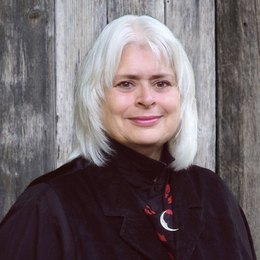 Christine Lewis - Broker in Brattleboro, VT