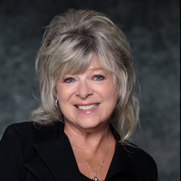 Cheryl Jacobs in Rockford, IL