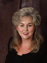 Cindy Henderson - Broker/Owner in Holly Springs, NC