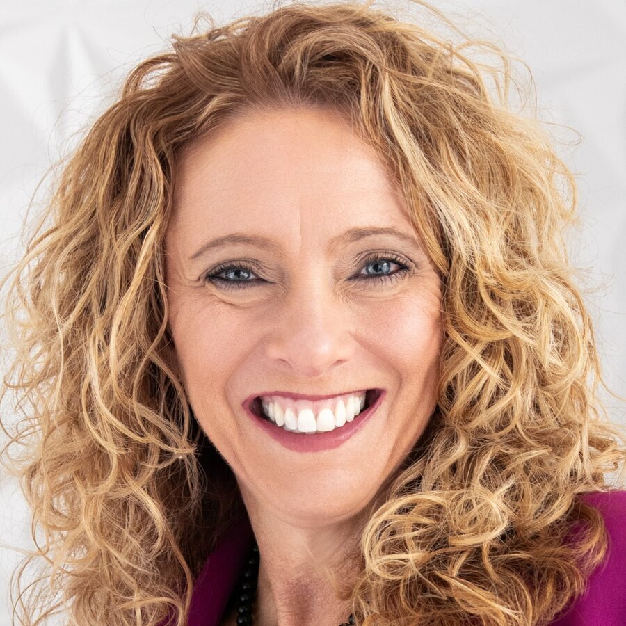 Lisa Byrne - Broker in Naperville, IL