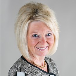 Sandy Boyer - Broker in Watseka, IL