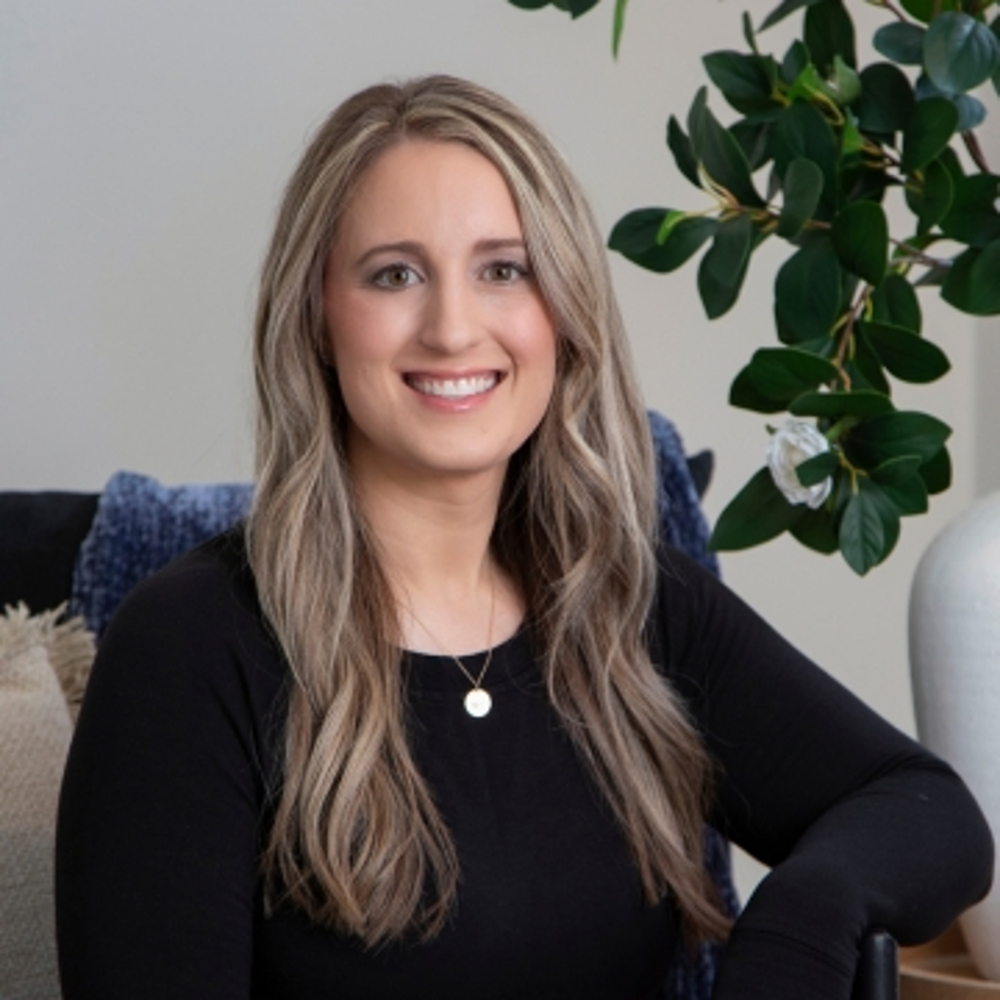 Nicole Brown - Realtor in Poulsbo, WA