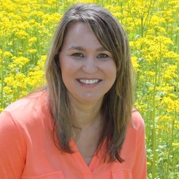 Angel Perry - Broker/Owner in Henryville, IN