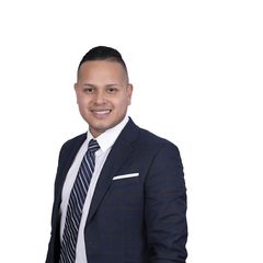 Arnulfo A Castillo - Real Estate Agent in Garden City, NY