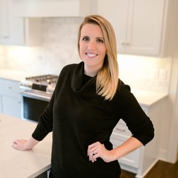 Alexandra Sherf - Agent in Prairie Village, KS