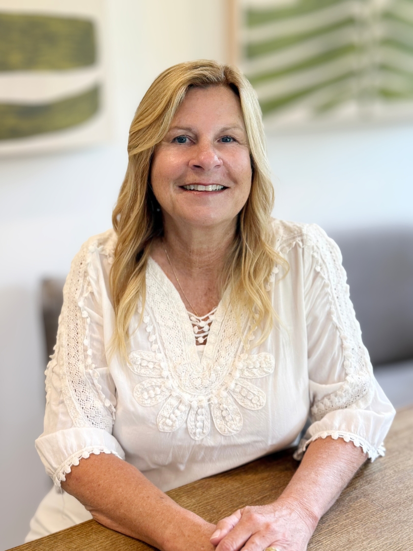Beth Brown - Agent in Dadeville, AL