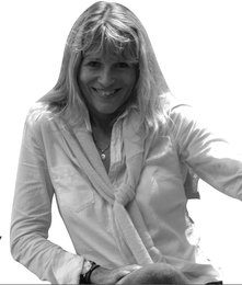 Carol Loomis - Broker in Juno Beach, FL