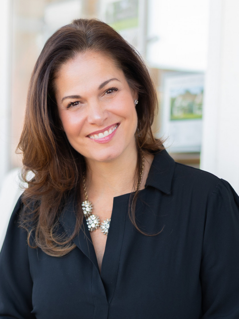 Jodie Maro - Global Real Estate Advisor in South Glastonbury, CT