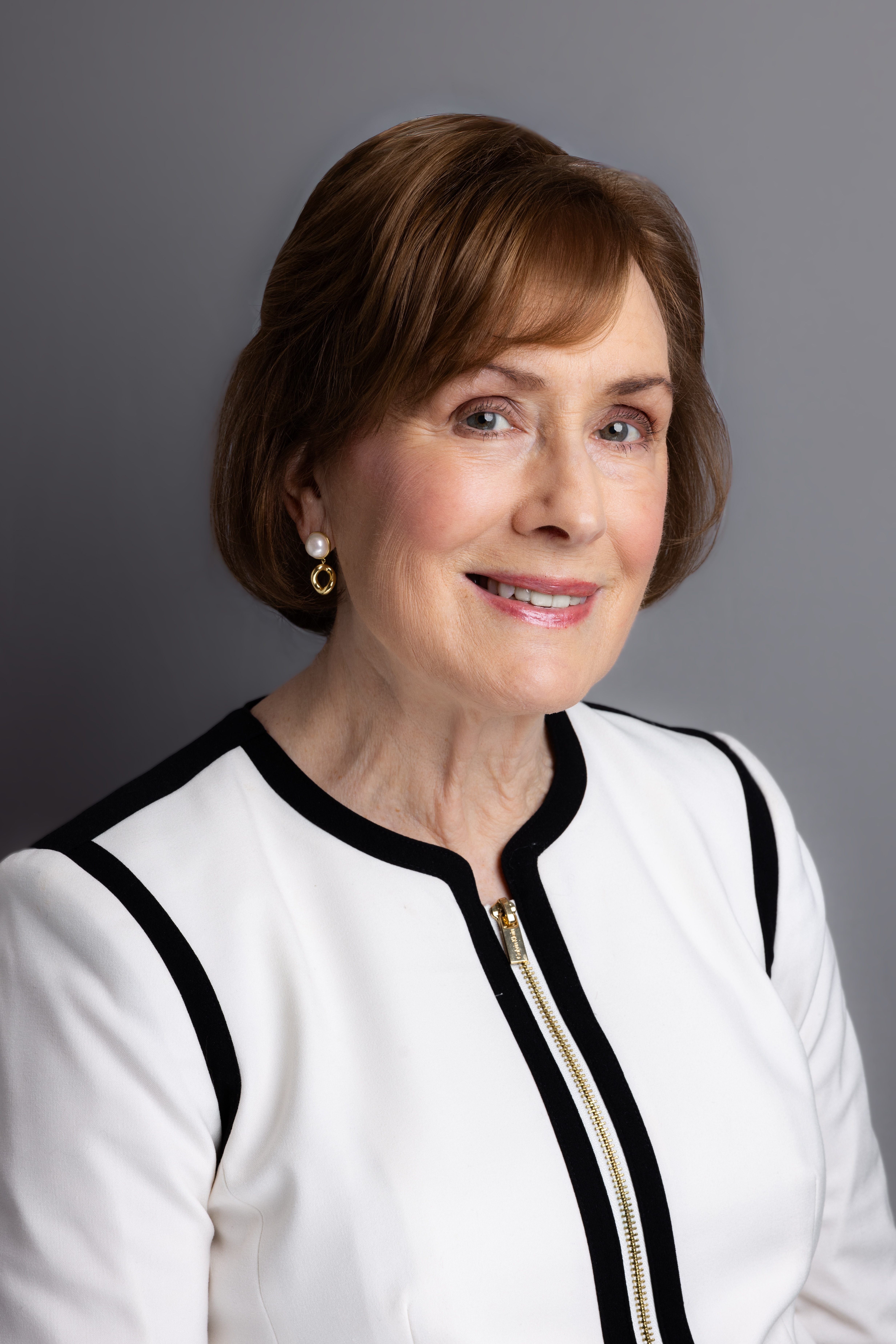 Karin Cannon - Sales Associate in Bedford, NH