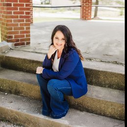 Rachel Bergsieker - Broker/Owner in Warrenton, MO