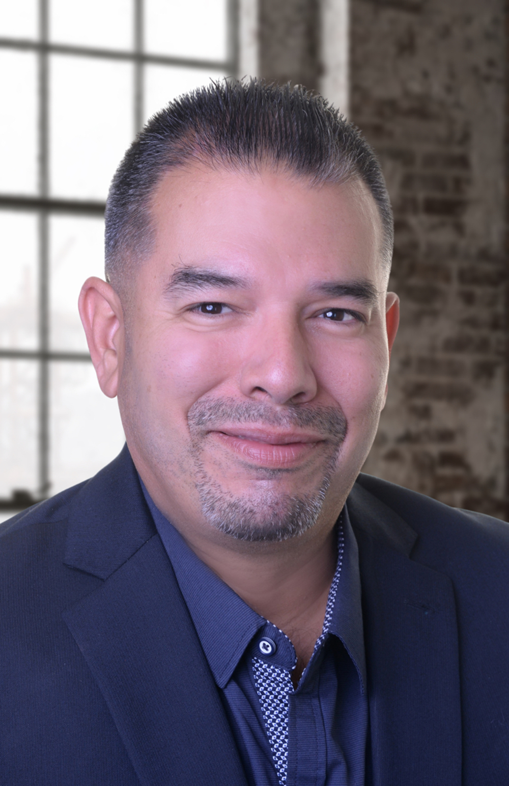 Cesar Medina - Realtor in Riverside, CA