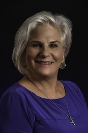 Vanesa (Douglas) Bennett, MBA - Agent in Inverness, FL
