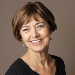 Dee Bennett - Agent in Germantown, WI
