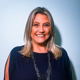 Andrea Desouza - Broker/Owner in South Yarmouth, MA