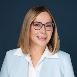 Albina Van Maer - Managing Broker in Downers Grove, IL