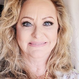 Trina Daniels - Agent in CA