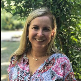 Amy Reid in Austin, TX