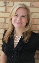 Amy Rene English - Broker in Hutto, TX