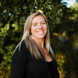 Ashley Phelps - Broker in Gerber, CA
