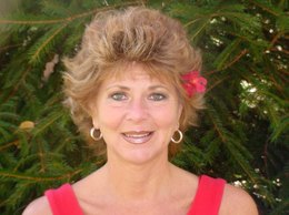 Donna Molon - Agent in Goshen, CT