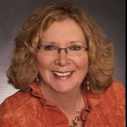 Donna K. Joerling - Broker/Owner in Sunrise Beach, MO