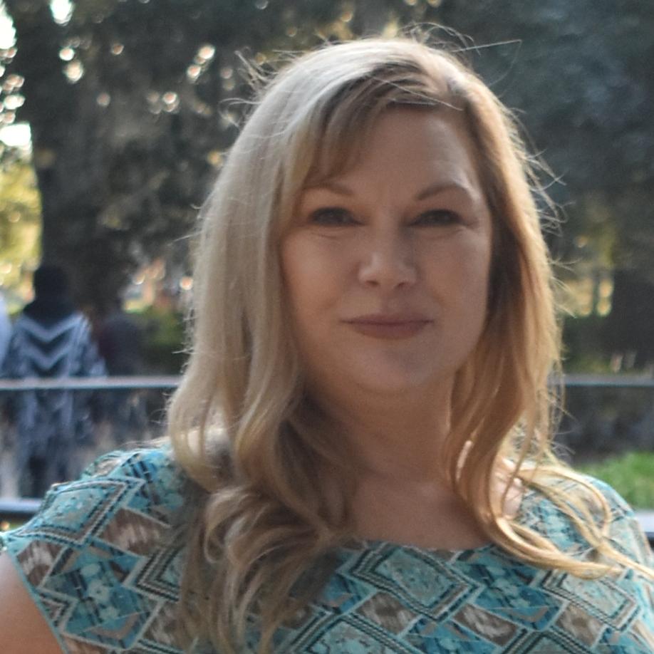 Cheryl Dickinson - Realtor in Homosassa Springs, GA