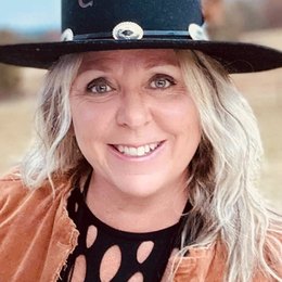 Elena Stanfield - Broker Associate in Newnan, GA