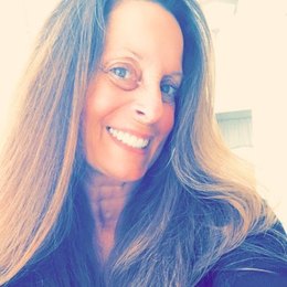 Debra Dietrich - Broker/Owner in Nesconset, NY