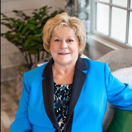Diane Honeycutt - Broker in Concord, NC