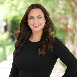 Soraia Farah - Real Estate Consultant in Miami Beach, FL