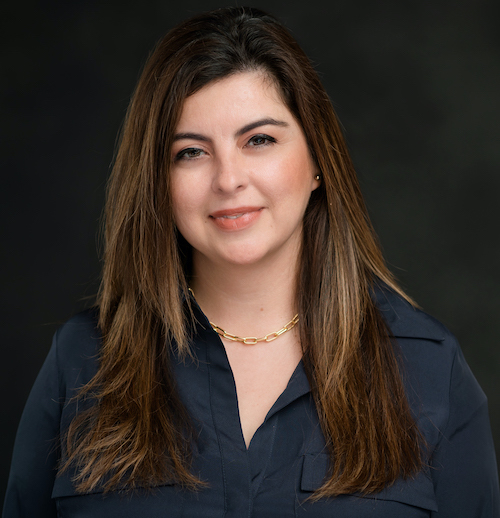 Esmeralda Rivera in Naperville, IL