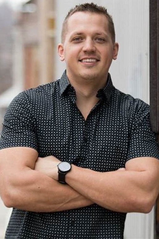 Erik Gertz - Sales Associate in Moon Township, PA
