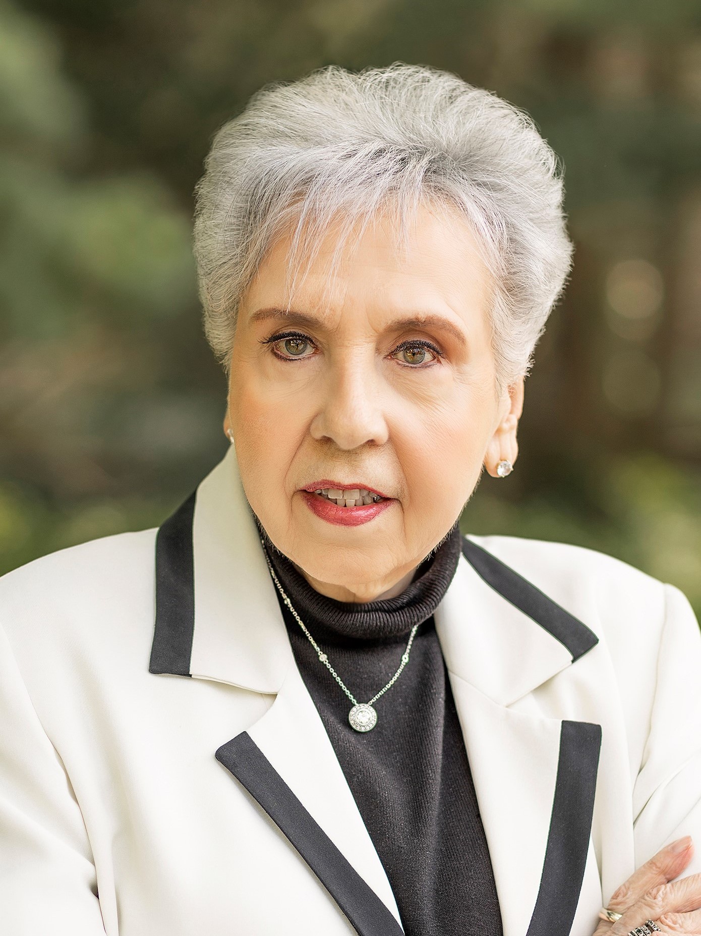 Marlyn Friedberg - broker associate, realtor in Alpine, NJ